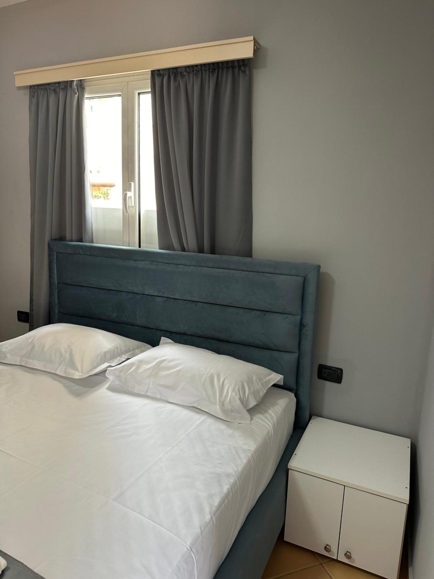 Olivias Apartments City Center Sarandë 外观 照片