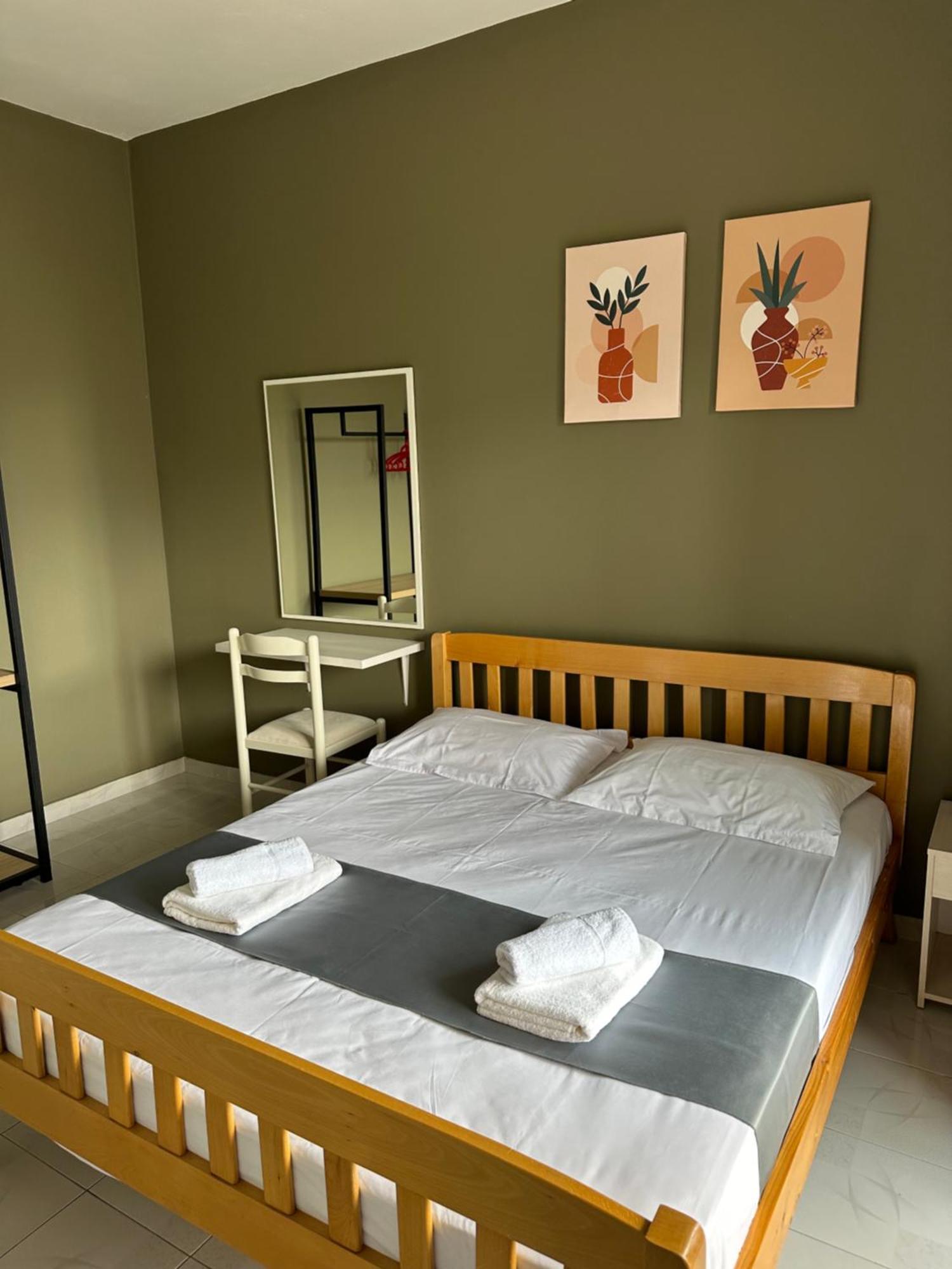 Olivias Apartments City Center Sarandë 外观 照片