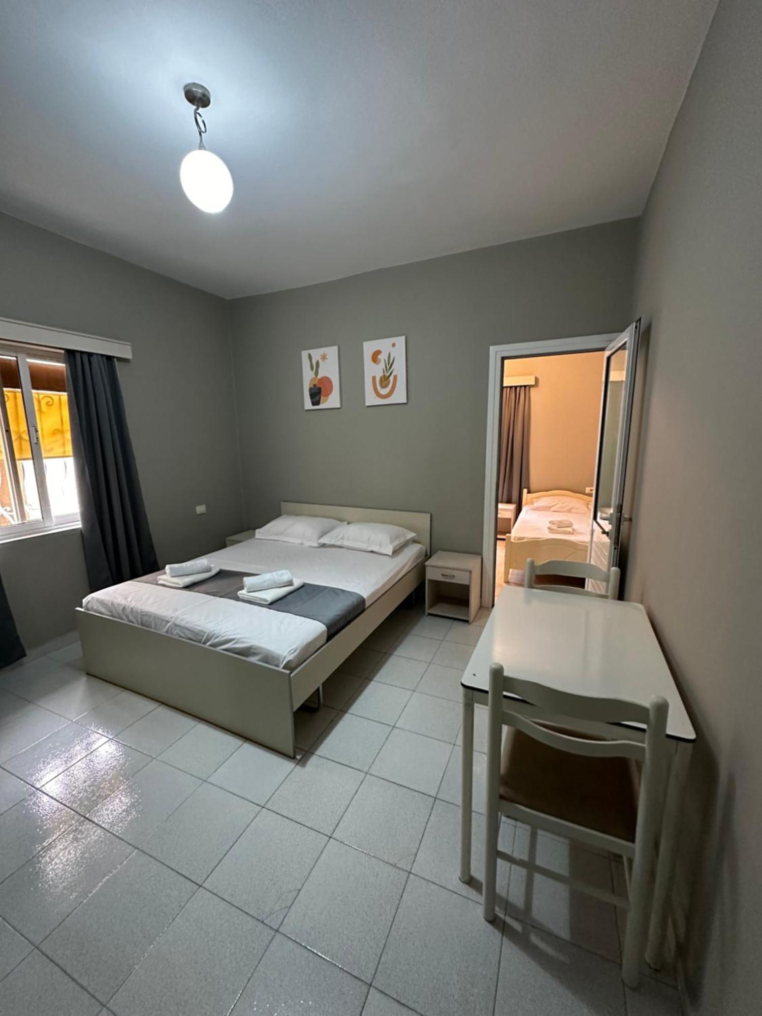 Olivias Apartments City Center Sarandë 外观 照片