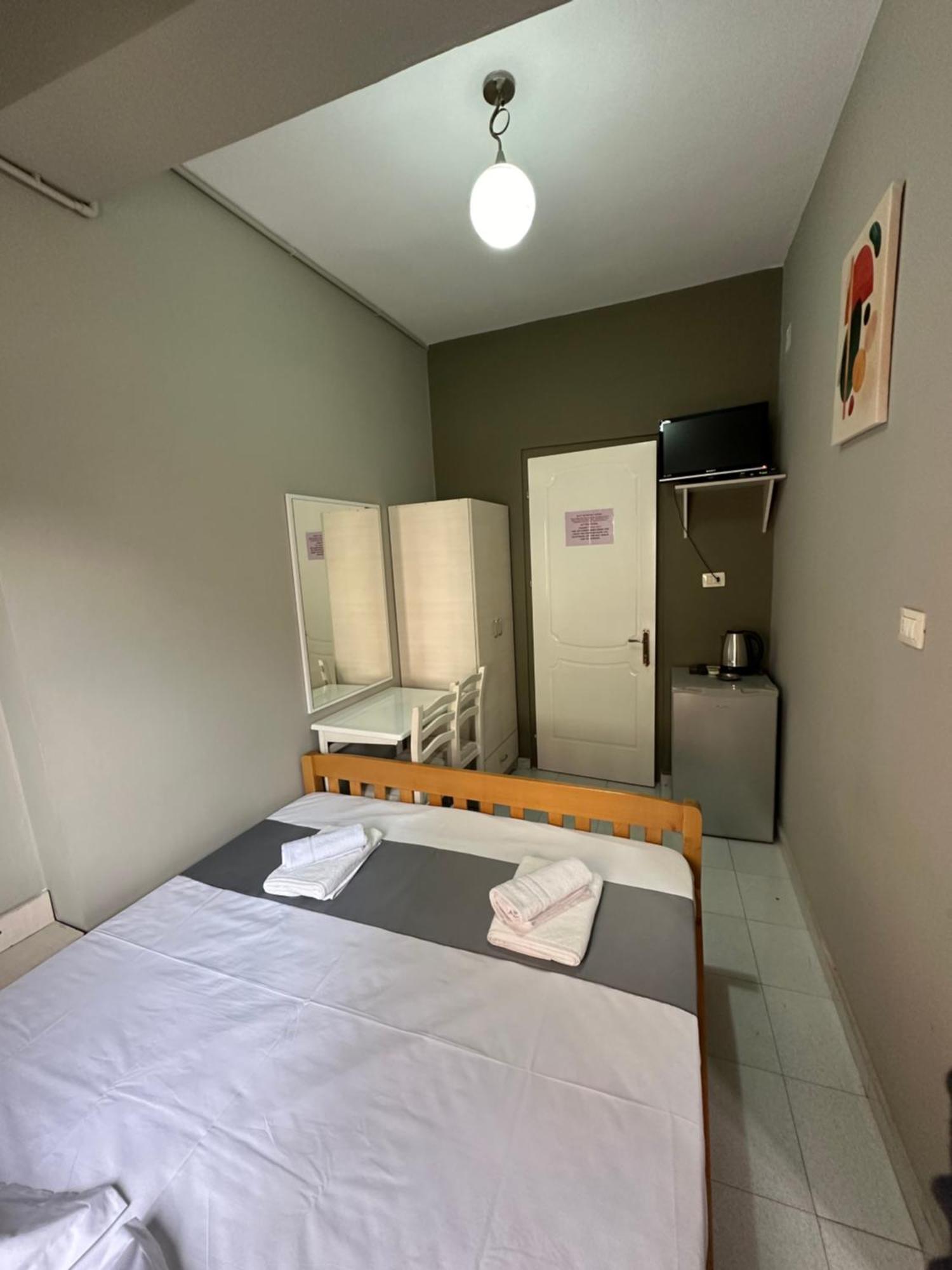 Olivias Apartments City Center Sarandë 外观 照片