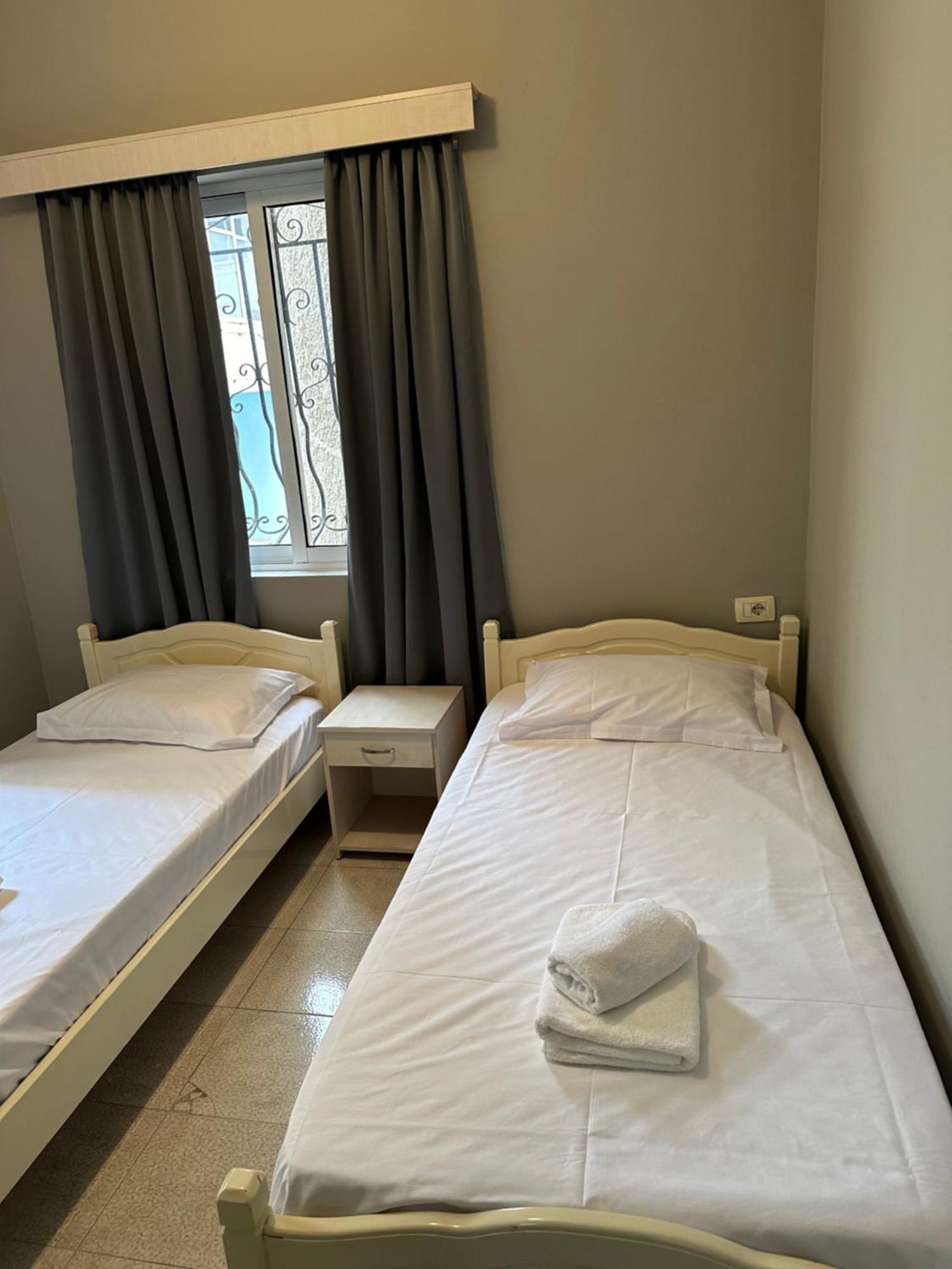Olivias Apartments City Center Sarandë 外观 照片