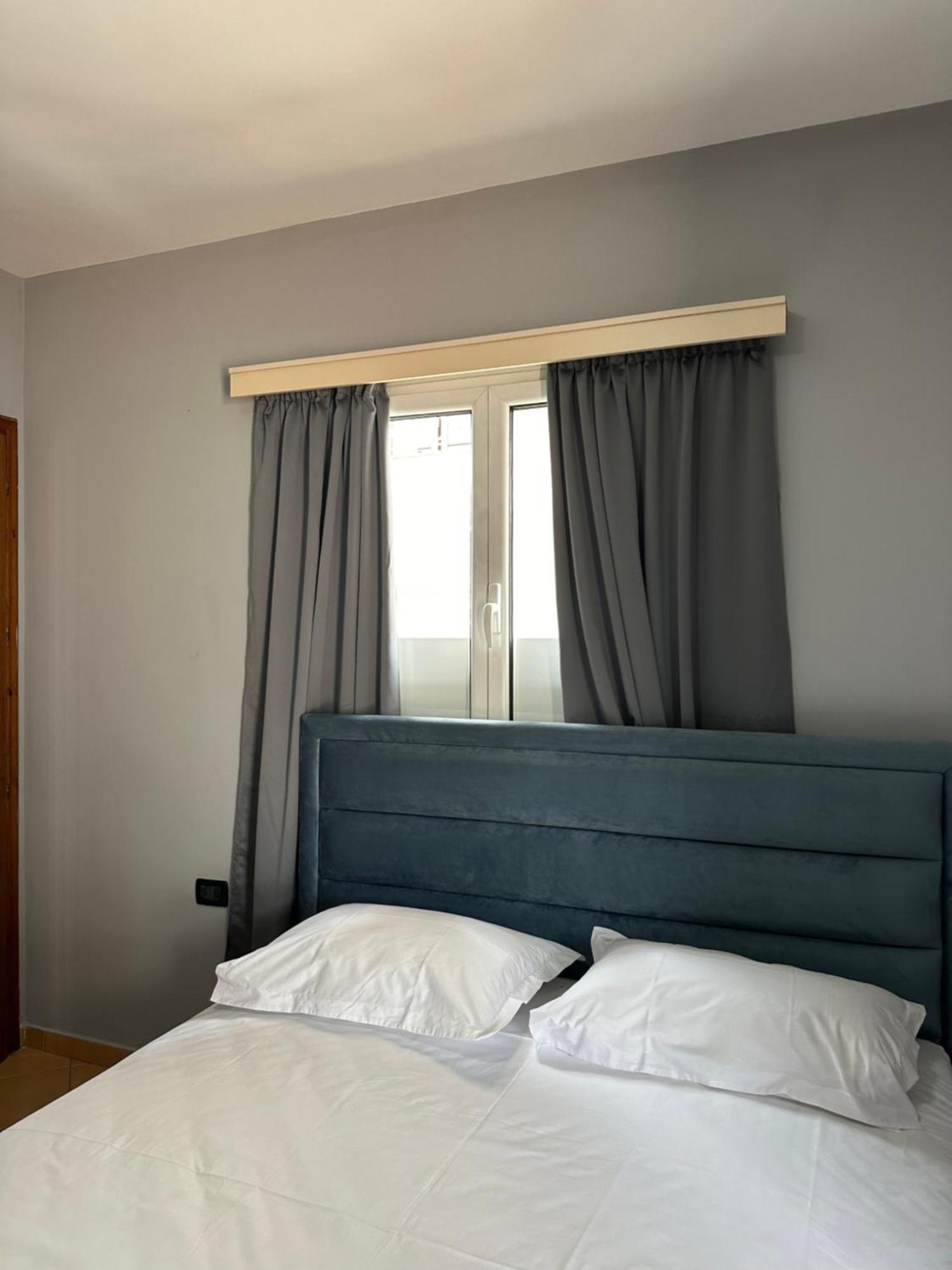 Olivias Apartments City Center Sarandë 外观 照片